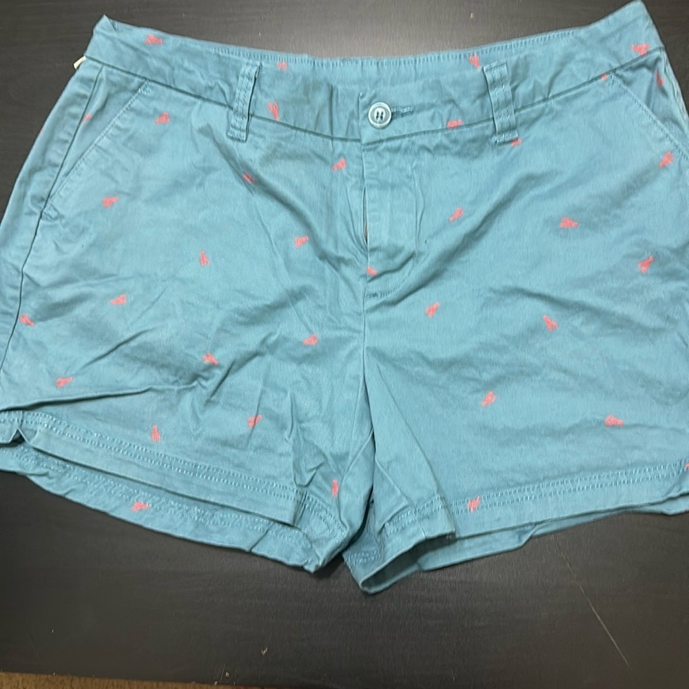 Adorable Magellan lobster print shorts. Size 14